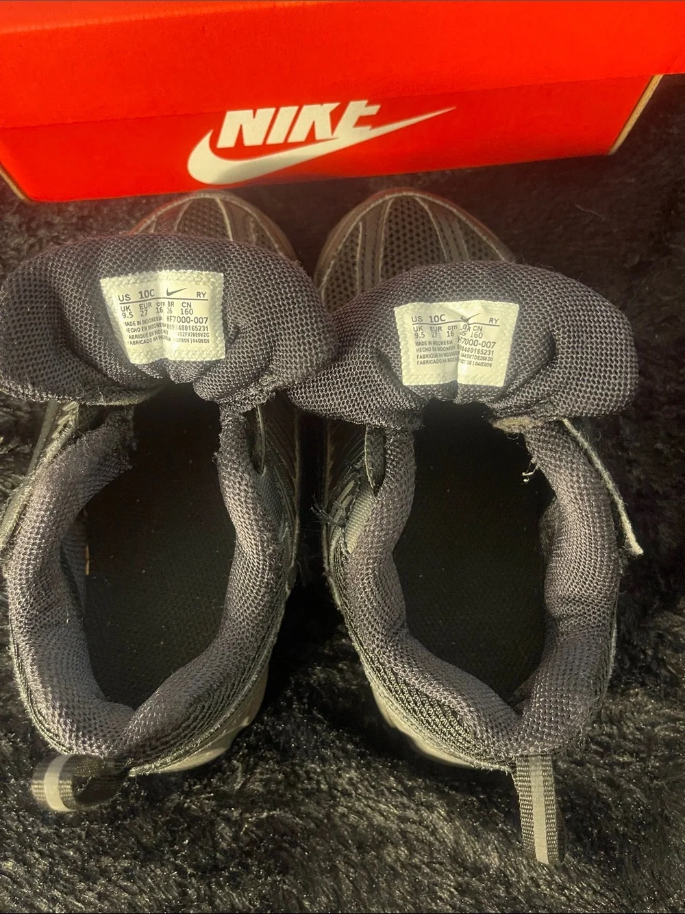 Nike Vomero 5 lightweight kids